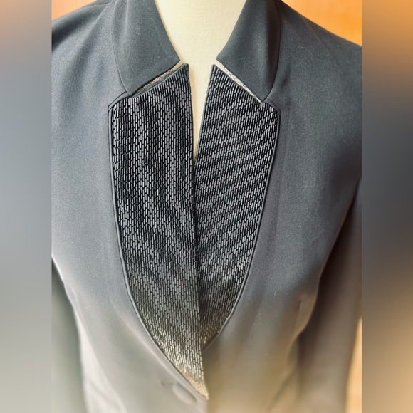 ARMANI COLLEZIONI Collar Embelished Black Blazer Size 2 - Picture 2 of 11